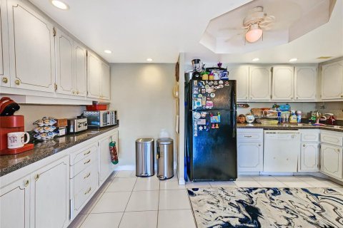 Condo in Clearwater, Florida, 2 bedrooms  № 1204576 - photo 10