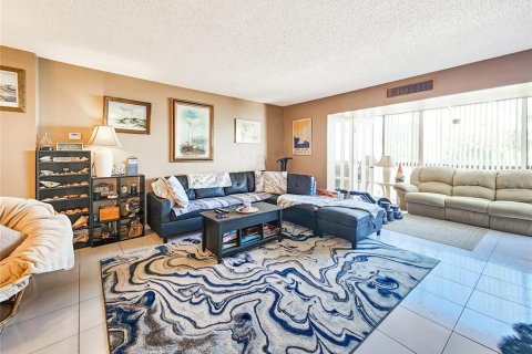 Condo in Clearwater, Florida, 2 bedrooms  № 1204576 - photo 6