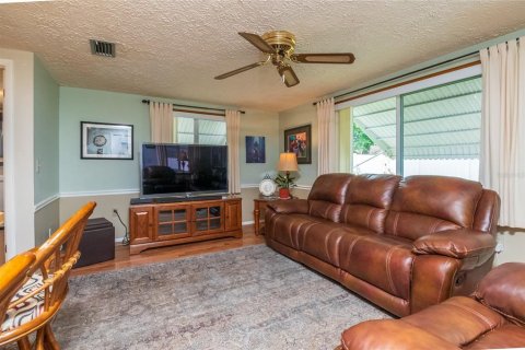 Villa ou maison à vendre à New Port Richey, Floride: 2 chambres, 105.26 m2 № 2167242 - photo 23