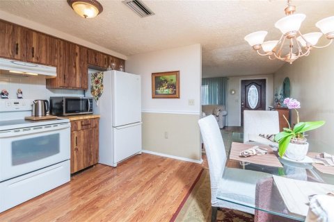 Villa ou maison à vendre à New Port Richey, Floride: 2 chambres, 105.26 m2 № 2167242 - photo 17