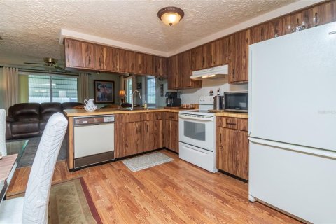 Villa ou maison à vendre à New Port Richey, Floride: 2 chambres, 105.26 m2 № 2167242 - photo 4