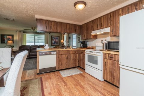 Villa ou maison à vendre à New Port Richey, Floride: 2 chambres, 105.26 m2 № 2167242 - photo 20