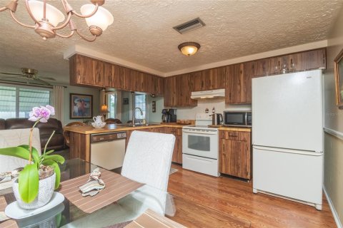 Villa ou maison à vendre à New Port Richey, Floride: 2 chambres, 105.26 m2 № 2167242 - photo 21