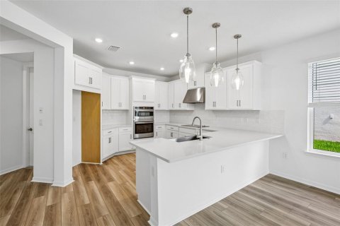 Villa ou maison à vendre à Nokomis, Floride: 4 chambres, 239.87 m2 № 2126634 - photo 5