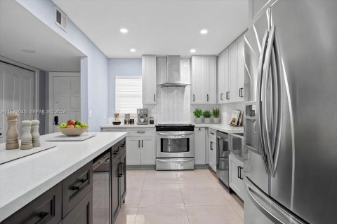 Copropriété à louer à Lauderhill, Floride: 2 chambres, 122.63 m2 № 2064014 - photo 3