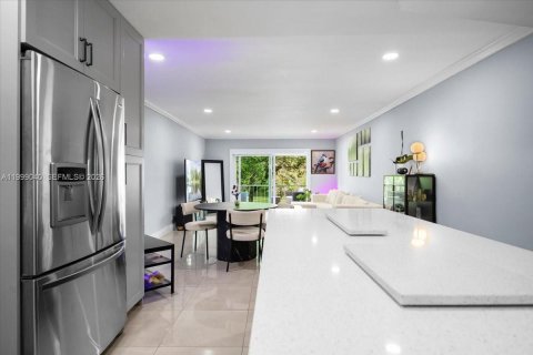 Copropriété à louer à Lauderhill, Floride: 2 chambres, 122.63 m2 № 2064014 - photo 15