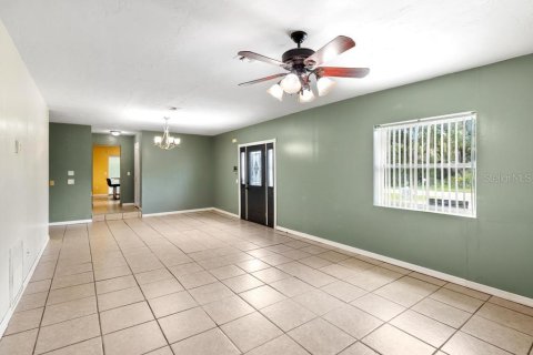 Villa ou maison à vendre à Port Charlotte, Floride: 3 chambres, 144.93 m2 № 1807938 - photo 8