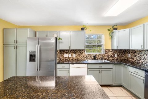 Villa ou maison à vendre à Port Charlotte, Floride: 3 chambres, 144.93 m2 № 1807938 - photo 21