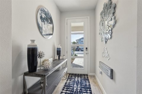 Townhouse in VOLANTI in Lutz, Florida 3 bedrooms, 156.08 sq.m. № 1565453 - photo 3
