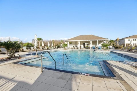 Townhouse in VOLANTI in Lutz, Florida 3 bedrooms, 156.08 sq.m. № 1565453 - photo 26