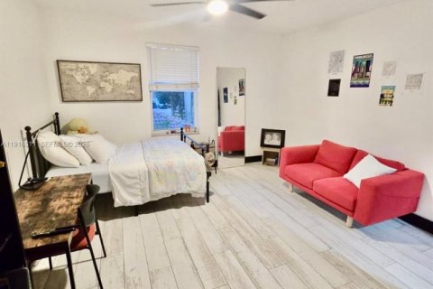 House in Weston, Florida 5 bedrooms, 345.13 sq.m. № 2057435 - photo 12