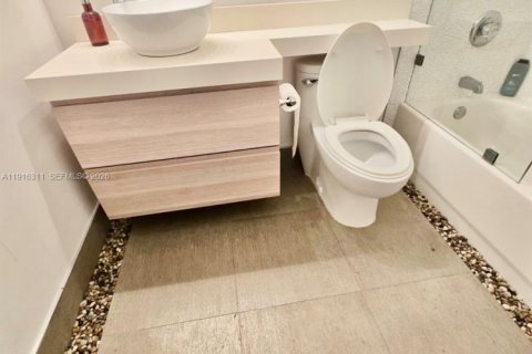 House in Weston, Florida 5 bedrooms, 345.13 sq.m. № 2057435 - photo 9