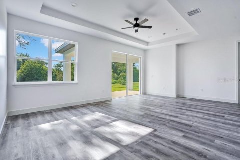 Villa ou maison à vendre à Lady Lake, Floride: 4 chambres, 194.44 m2 № 2227662 - photo 18