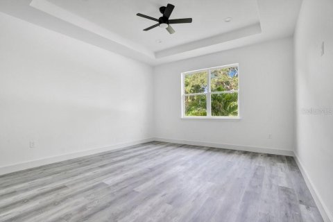 Villa ou maison à vendre à Lady Lake, Floride: 4 chambres, 194.44 m2 № 2227662 - photo 20