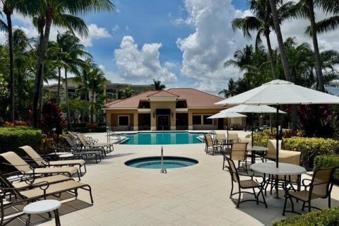 Condo in Palm Beach Gardens, Florida, 2 bedrooms № 2183187 - photo 24