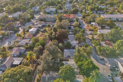 Купить коммерческую недвижимость в Форт-Лодердейл, Флорида 573.02м2, № 1964515 - фото 11