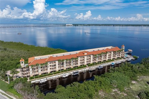 Copropriété à vendre à Punta Gorda, Floride: 3 chambres, 153.01 m2 № 2320858 - photo 2