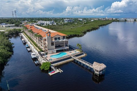 Copropriété à vendre à Punta Gorda, Floride: 3 chambres, 153.01 m2 № 2320858 - photo 12