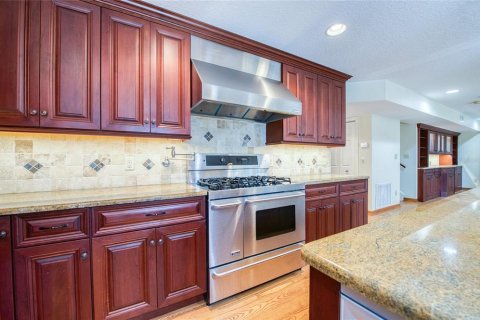 House in Clearwater, Florida 5 bedrooms, 327.11 sq.m. № 1918617 - photo 21