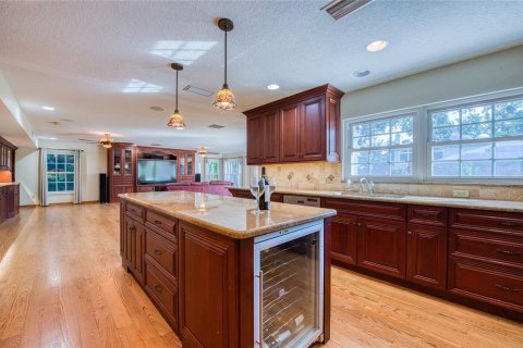 House in Clearwater, Florida 5 bedrooms, 327.11 sq.m. № 1918617 - photo 20