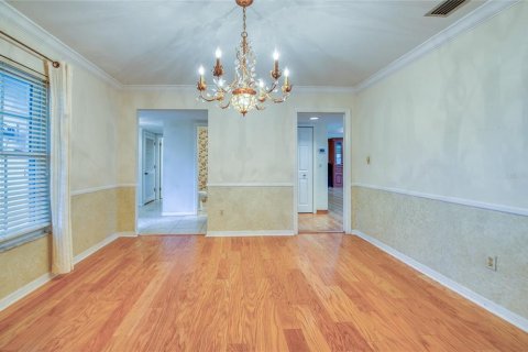 House in Clearwater, Florida 5 bedrooms, 327.11 sq.m. № 1918617 - photo 23