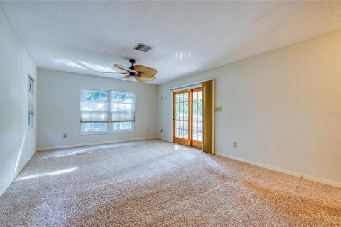 House in Clearwater, Florida 5 bedrooms, 327.11 sq.m. № 1918617 - photo 30