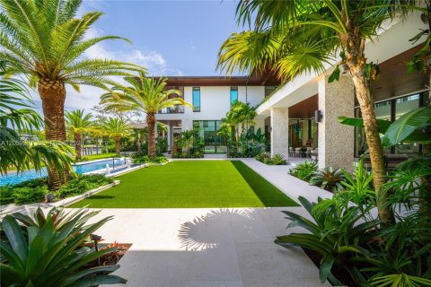 Casa en venta en Coral Gables, Florida, 8 dormitorios, 1225.66 m2 № 2185585 - foto 13