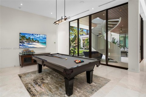 Casa en venta en Coral Gables, Florida, 8 dormitorios, 1225.66 m2 № 2185585 - foto 29
