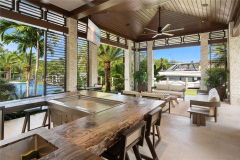 Casa en venta en Coral Gables, Florida, 8 dormitorios, 1225.66 m2 № 2185585 - foto 17