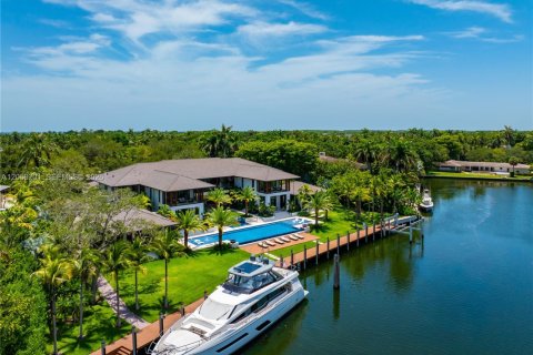 Casa en venta en Coral Gables, Florida, 8 dormitorios, 1225.66 m2 № 2185585 - foto 3