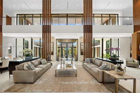 Casa en venta en Coral Gables, Florida, 8 dormitorios, 1225.66 m2 № 2185585 - foto 10