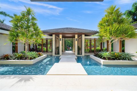 Casa en venta en Coral Gables, Florida, 8 dormitorios, 1225.66 m2 № 2185585 - foto 7