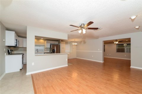 Casa en alquiler en Sarasota, Florida, 3 dormitorios, 143.63 m2 № 1876997 - foto 2