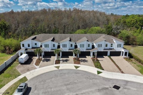 Adosado en venta en Kissimmee, Florida, 3 dormitorios, 187.57 m2 № 2233150 - foto 29