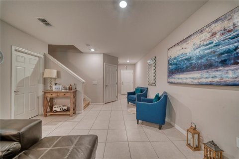 Adosado en venta en Kissimmee, Florida, 3 dormitorios, 187.57 m2 № 2233150 - foto 2