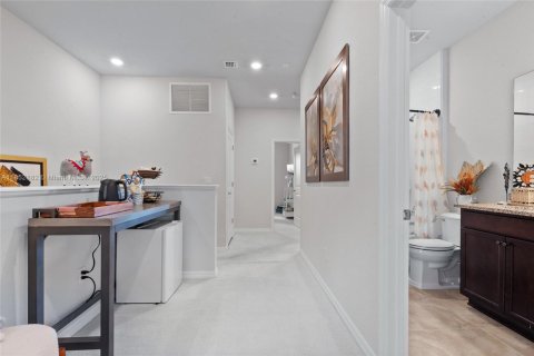 Купить таунхаус в Холливуд, Флорида 3 спальни, 164.99м2, № 1957936 - фото 25