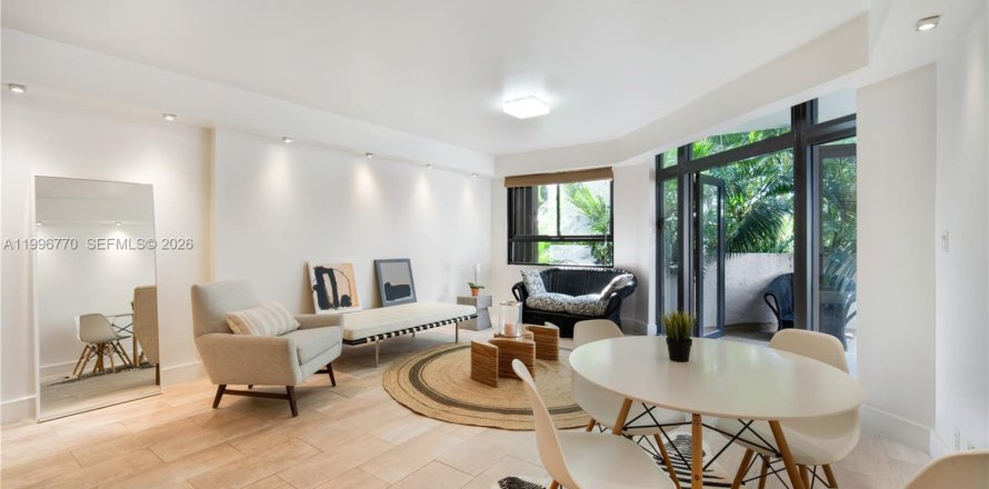 Condo in Key Biscayne, Florida, 2 bedrooms  № 2058713