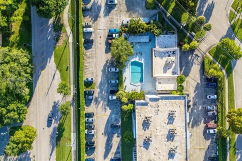 Condo in North Miami Beach, Florida, 1 bedroom  № 1991459 - photo 20