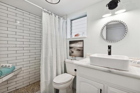 Condominio en venta en Fort Lauderdale, Florida, 1 dormitorio, 68.75 m2 № 1704597 - foto 12