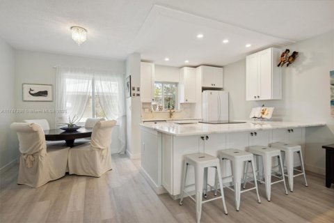 Condominio en venta en Fort Lauderdale, Florida, 1 dormitorio, 68.75 m2 № 1704597 - foto 7