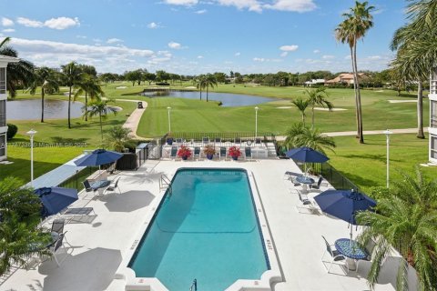 Condominio en venta en Fort Lauderdale, Florida, 1 dormitorio, 68.75 m2 № 1704597 - foto 1