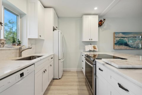 Condominio en venta en Fort Lauderdale, Florida, 1 dormitorio, 68.75 m2 № 1704597 - foto 9