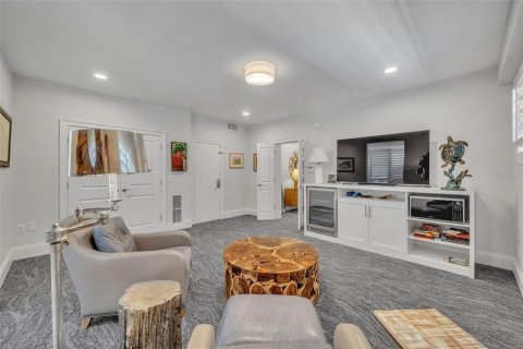Condo in Winter Park, Florida, 2 bedrooms № 2147743 - photo 19
