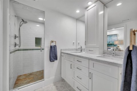 Condo in Winter Park, Florida, 2 bedrooms № 2147743 - photo 20