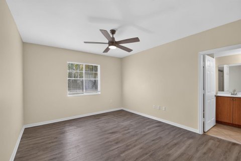 Condo in West Palm Beach, Florida, 3 bedrooms  № 2316269 - photo 7
