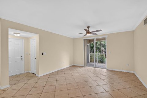 Condo in West Palm Beach, Florida, 3 bedrooms  № 2316269 - photo 5