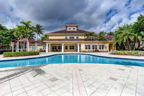 Condo in West Palm Beach, Florida, 3 bedrooms  № 2316269 - photo 21