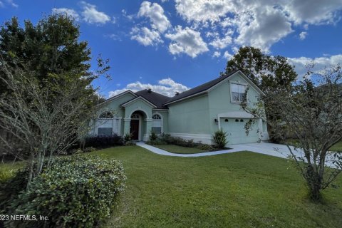 House in Jacksonville, Florida 5 bedrooms, 221.85 sq.m. № 870718 - photo 1