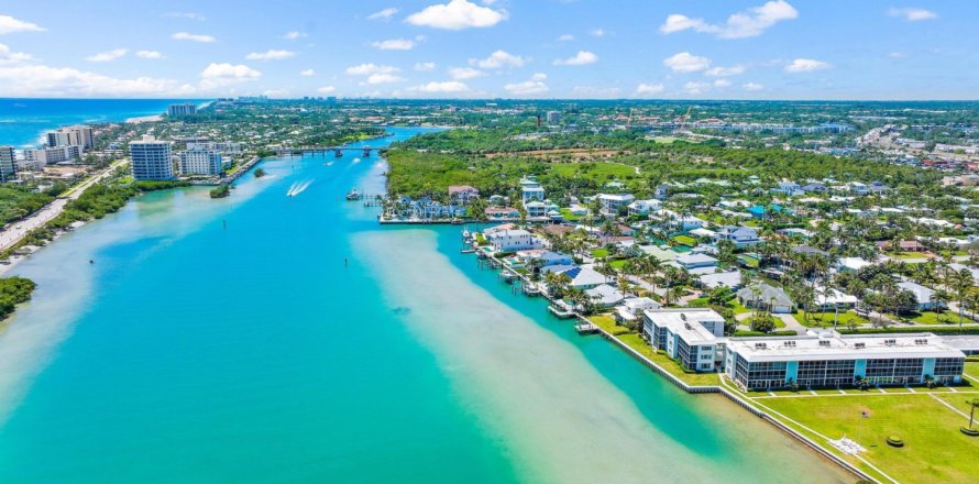 Condo in Tequesta, Florida, 3 bedrooms  № 1179590