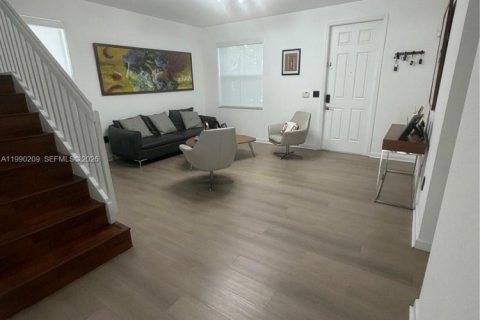 Villa ou maison à vendre à Doral, Floride: 3 chambres, 185.06 m2 № 2183320 - photo 17